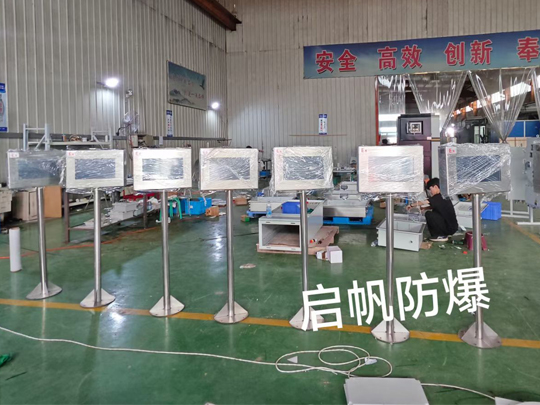立柱式防爆触摸屏优势体现在什么地方